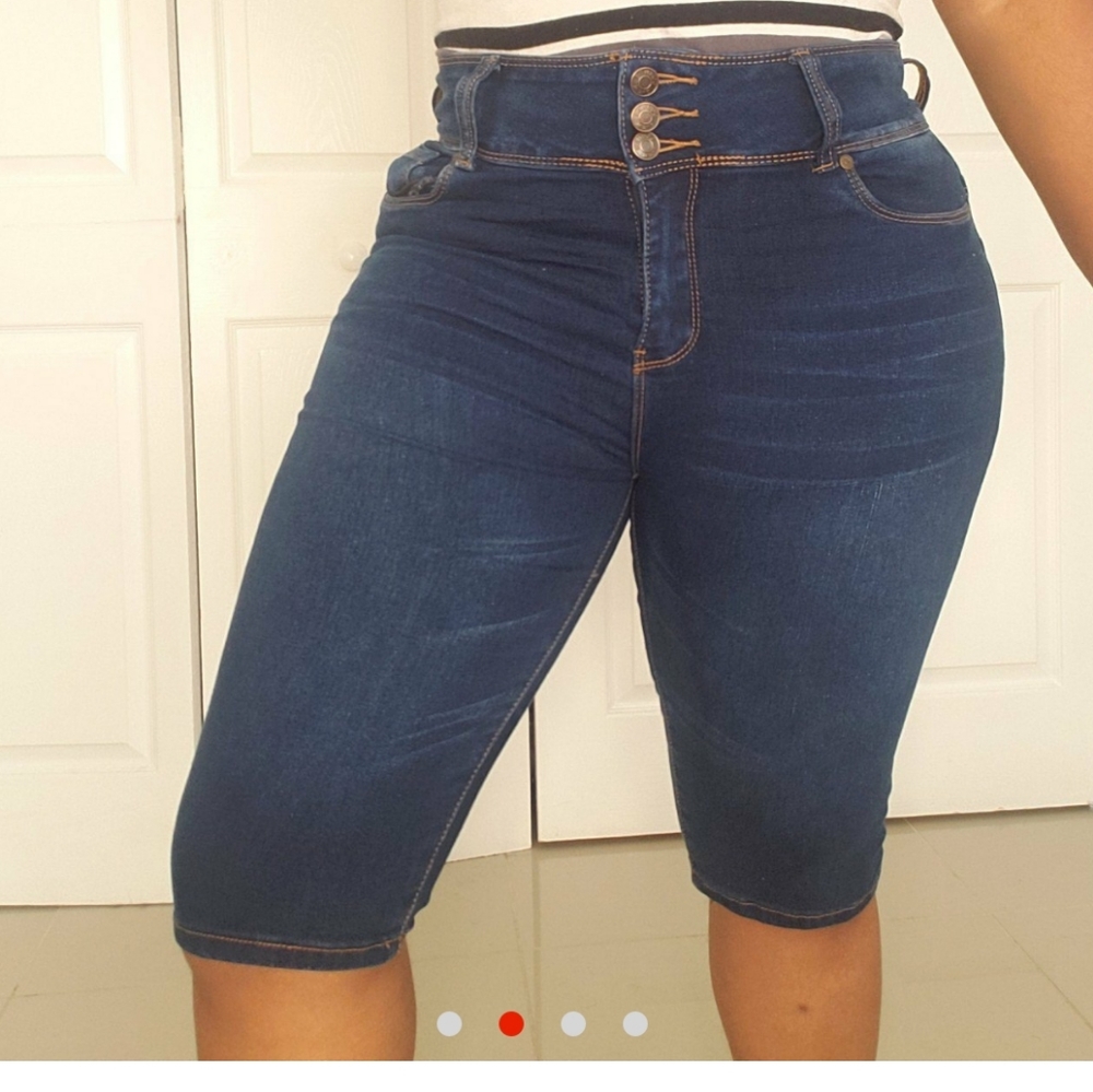 Bamboo Women Denim Capris - Picture 1 of 4